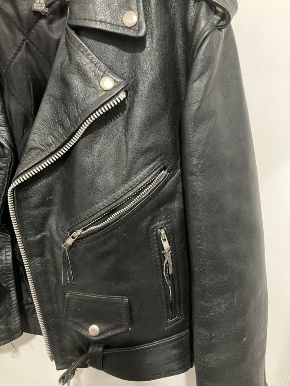 New Age International Women's Vintage Leather Biker Jacket, Black, Size 38, Punk - Picture 4 of 5